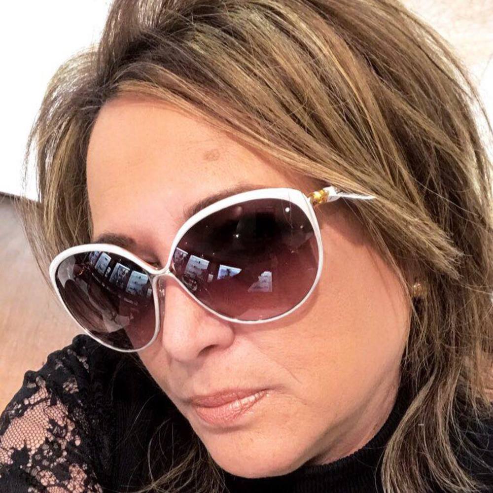 Meet your Posher, Mariela